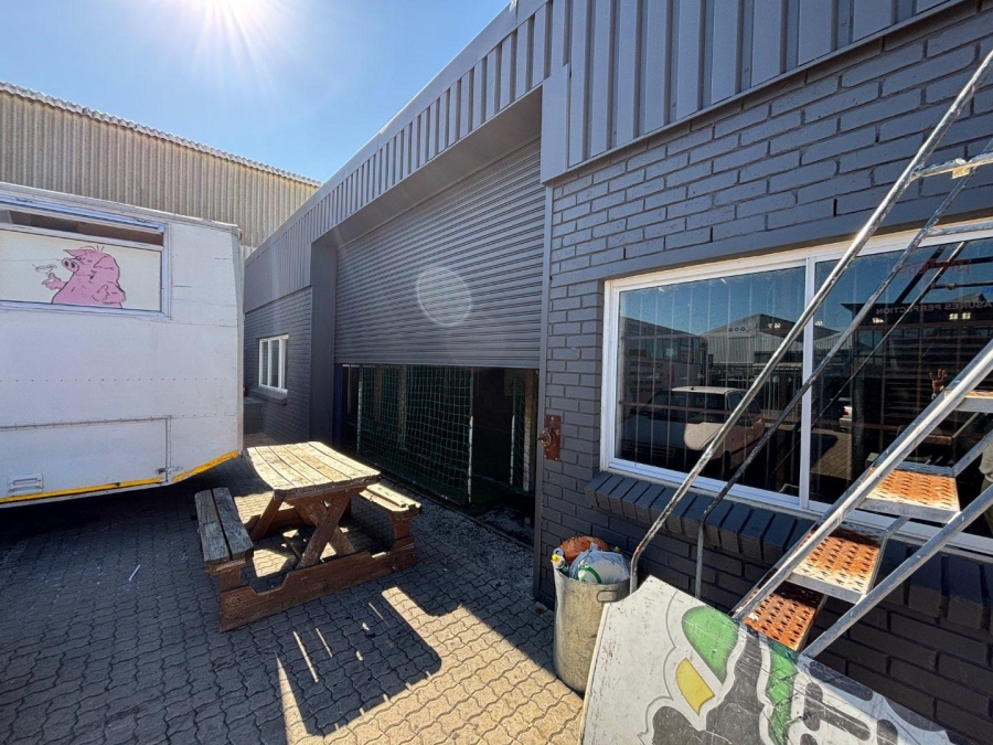 To Let commercial Property for Rent in Montague Gardens Western Cape